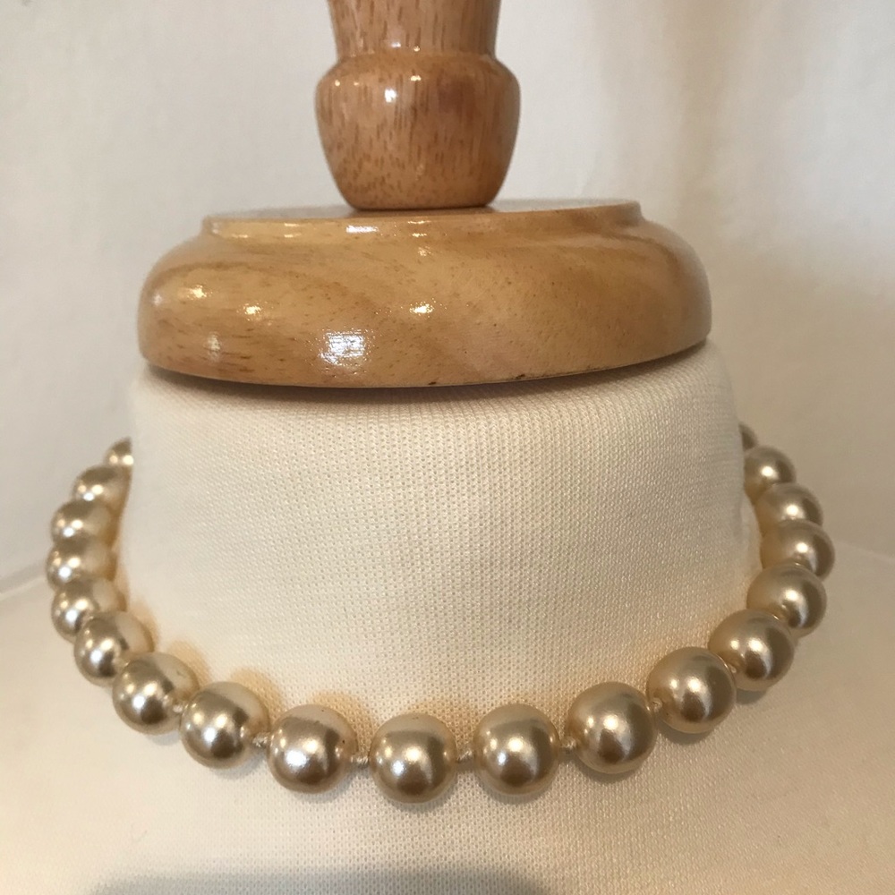 Pearl necklace